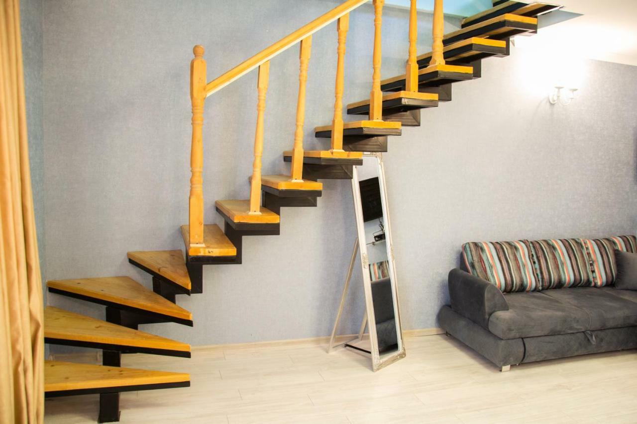 Apartments Of Aurumi Tbilisi ภายนอก รูปภาพ